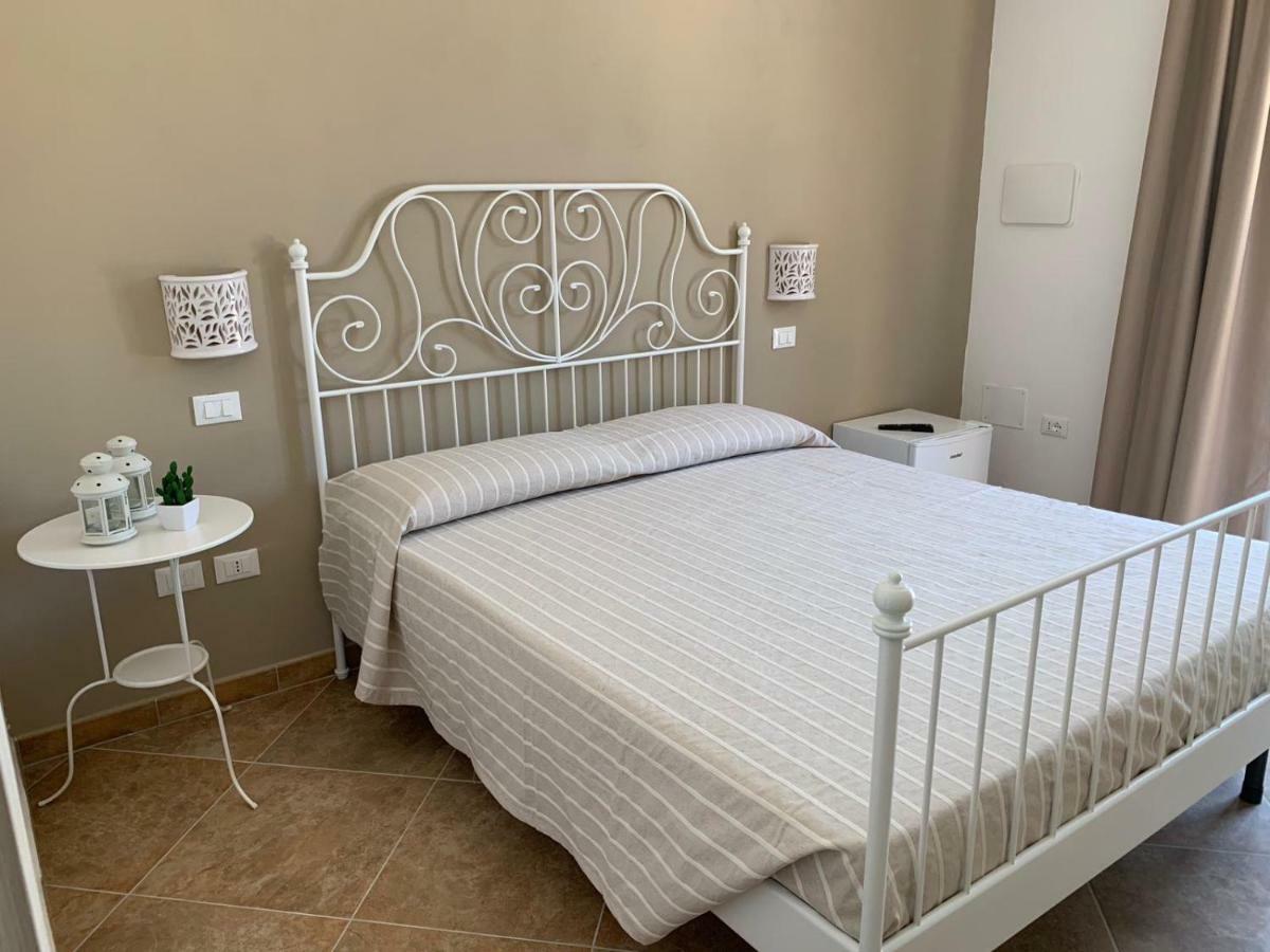 Le Tre Colonne Bed and Breakfast Melendugno Buitenkant foto