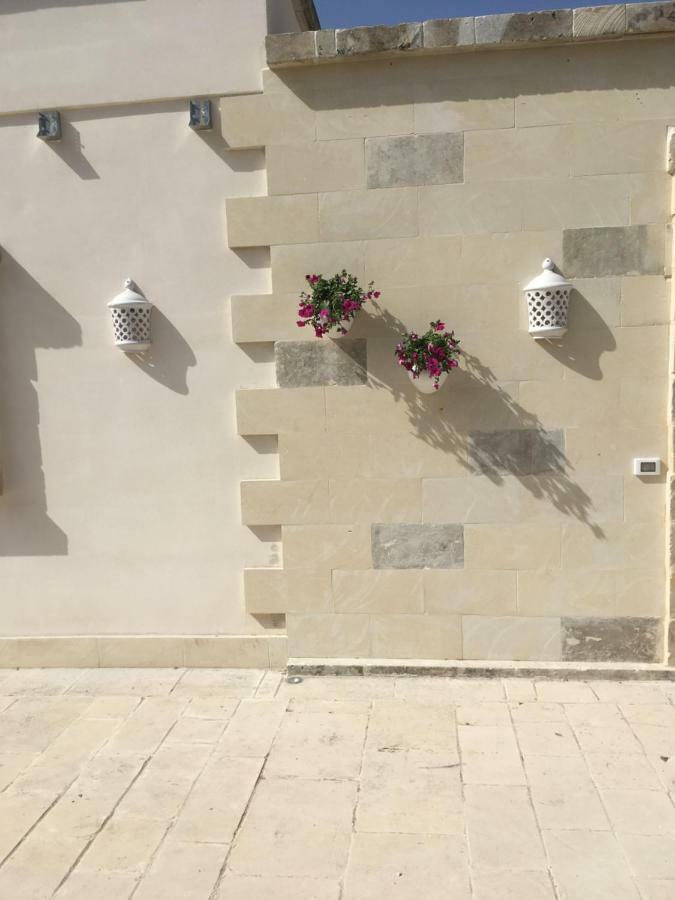 Le Tre Colonne Bed and Breakfast Melendugno Buitenkant foto