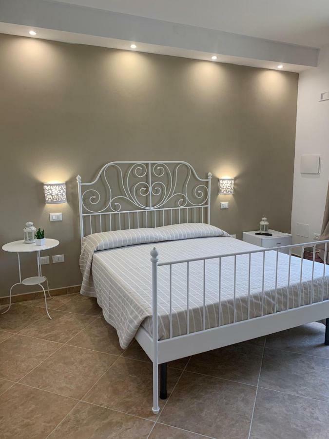 Le Tre Colonne Bed and Breakfast Melendugno Buitenkant foto