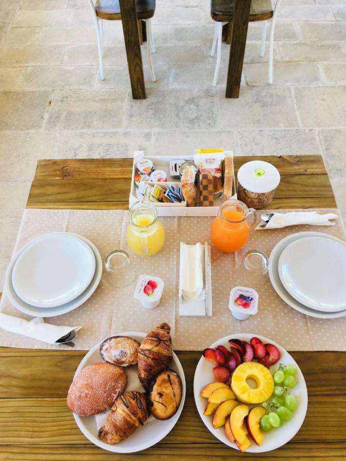 Le Tre Colonne Bed and Breakfast Melendugno Buitenkant foto